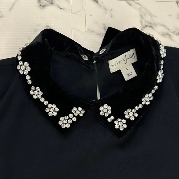 Maison Jules Black Long Sleeve Top with Detachable Jewel Collar - Picture 3 of 6